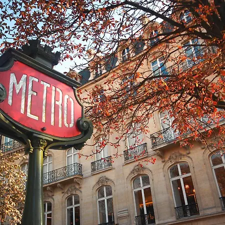 21 Atelier Chaplin Montorgueil * Parigi